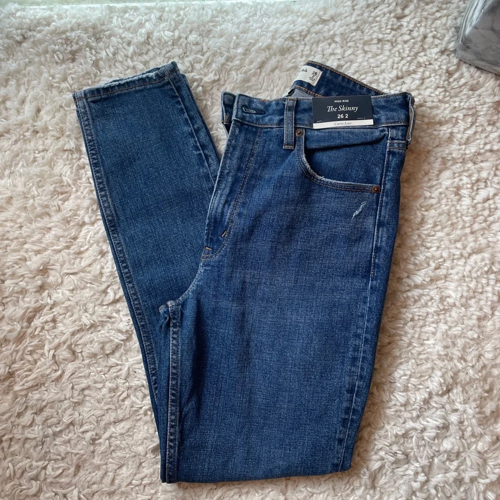 Abercrombie & Fitch Women’s Blue Skinny Jeans - Picture 1 of 9